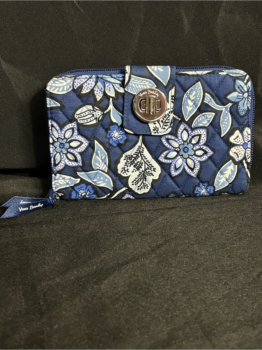 Vera Bradley Navy & Light Blue Quilted Floral Zip Wallet - Picture 1 of 8
